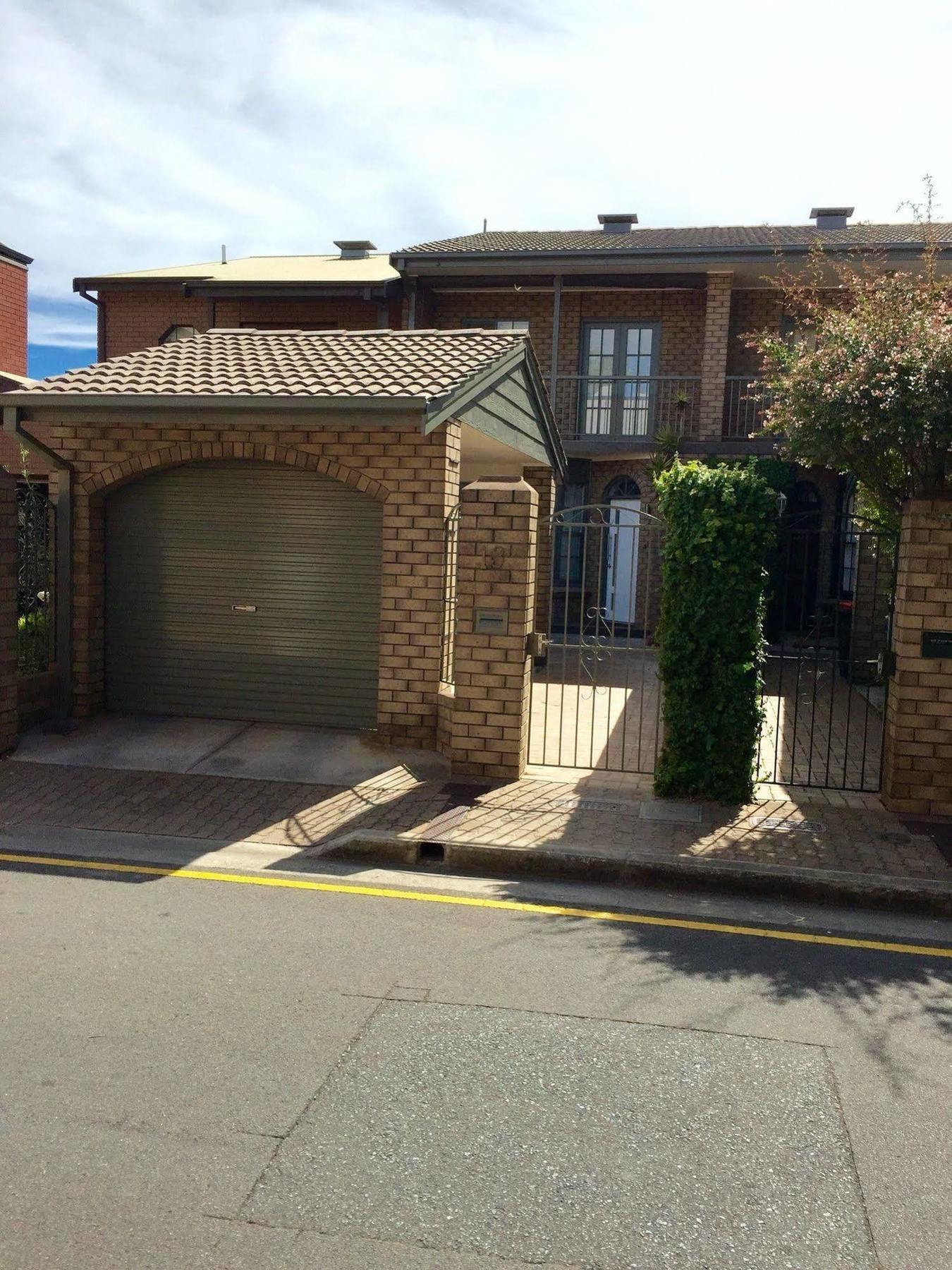 Chic Townhouse In North Adelaide Villa Exterior photo